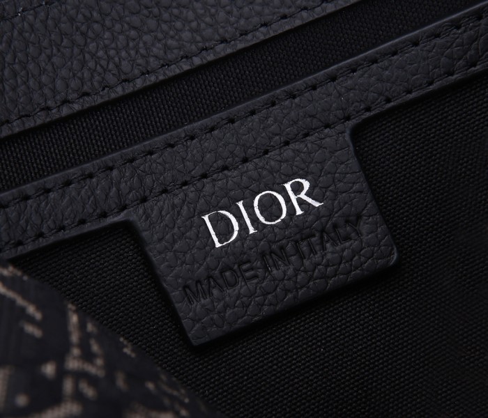  Handbag   Dior  1ADPO095  size  24*17.5*3 cm