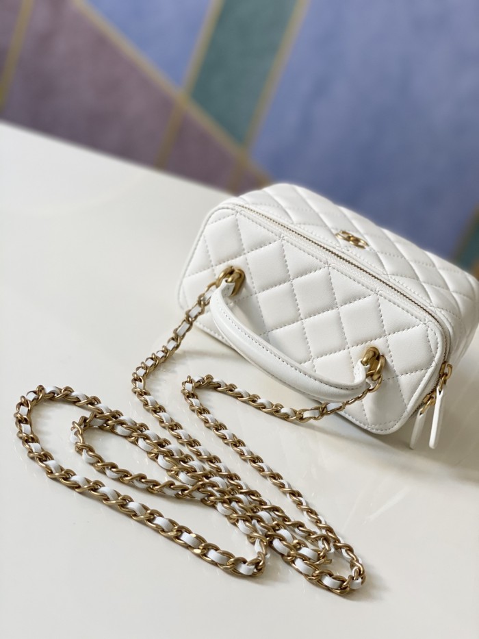 Handbag   Dior  81118  size  9.5 17 8 cm