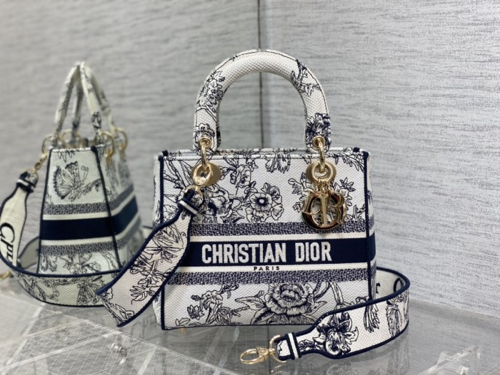   Handbag  Dior  size 24*11*20 cm