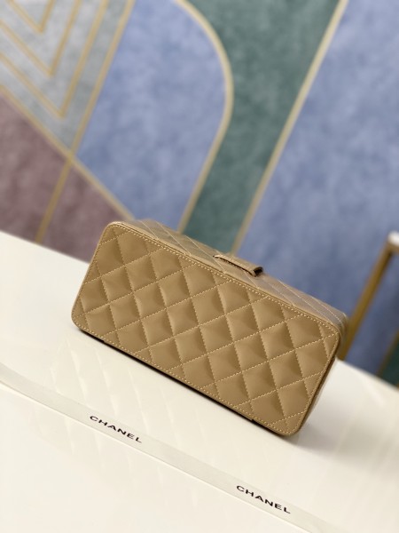 Handbag    Chanel 01919  size  22 10 8.5 cm