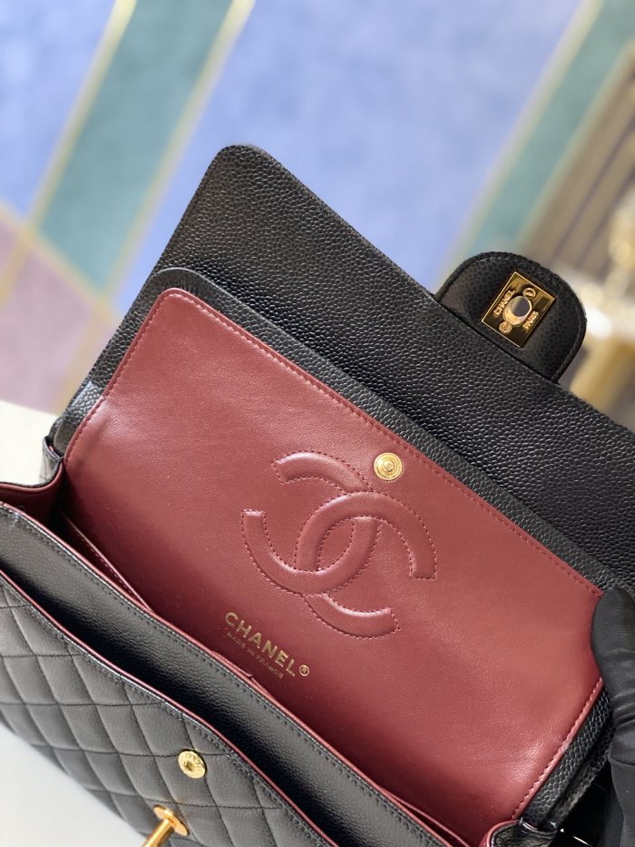 Handbag Chanel 112  size  26 cm