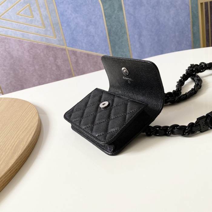 Handbag   Dior  1955  size  12.5 9 cm