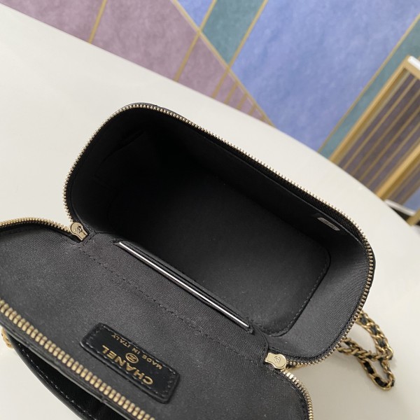 Handbag   Dior 81118  sizez  9.5 17 8 cm