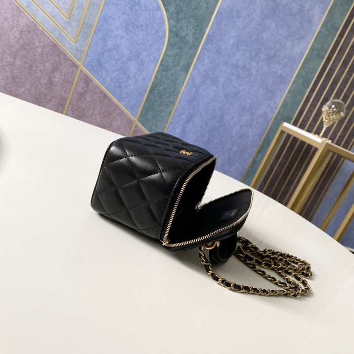 Handbag   Dior 81118  sizez  9.5 17 8 cm