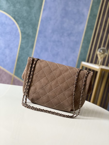 Handbag    Chanel  82910  size  30 18 4 cm