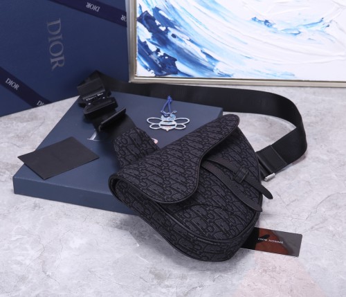  Handbag   Dior  size  20x28.6x5 cm