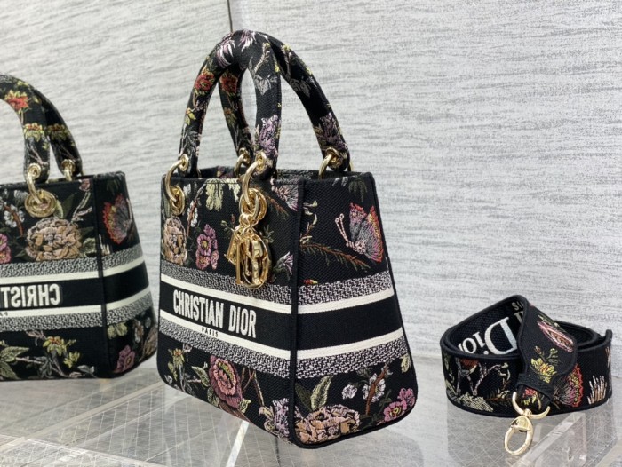   Handbag  Dior  size  24*11*20 cm