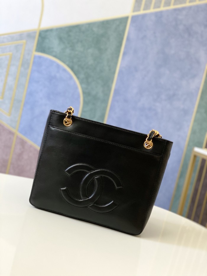 Handbag   Chanel 6706  size  26 10.5 22 cm