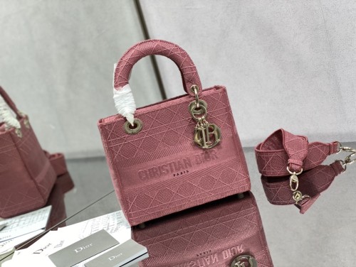 Handbag   Dior  size  24 cm