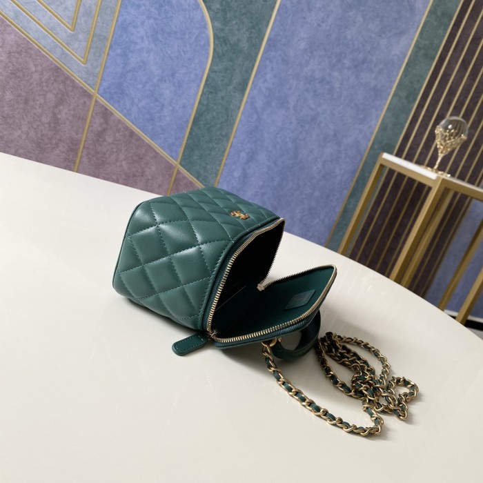 Handbag   Dior 81118  size  9.5 17 8 cm