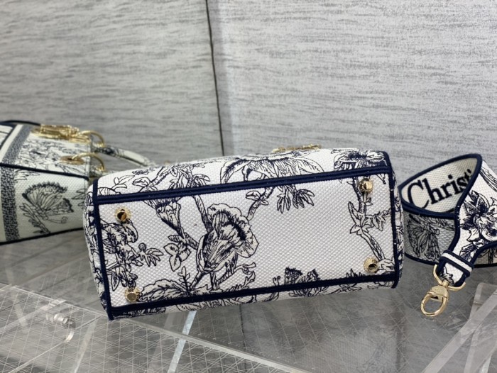   Handbag  Dior  size 24*11*20 cm