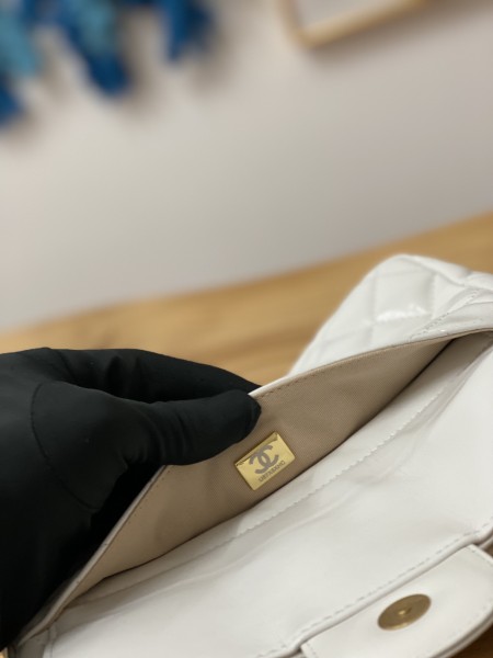  Handbag  Chanel  AS3690  size  21.5×22.5×7 cm