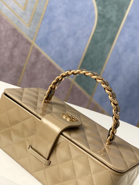 Handbag    Chanel 01919  size  22 10 8.5 cm