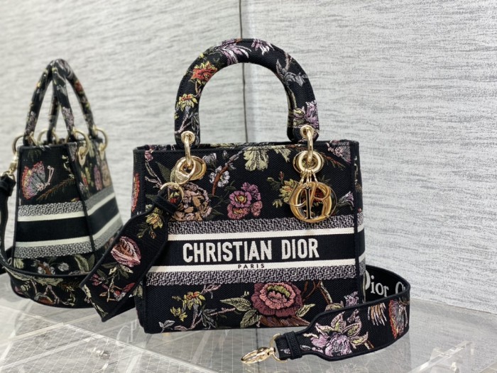   Handbag  Dior  size  24*11*20 cm