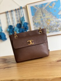 Handbag   Chanel  6706   size  26 10.5 22 cm