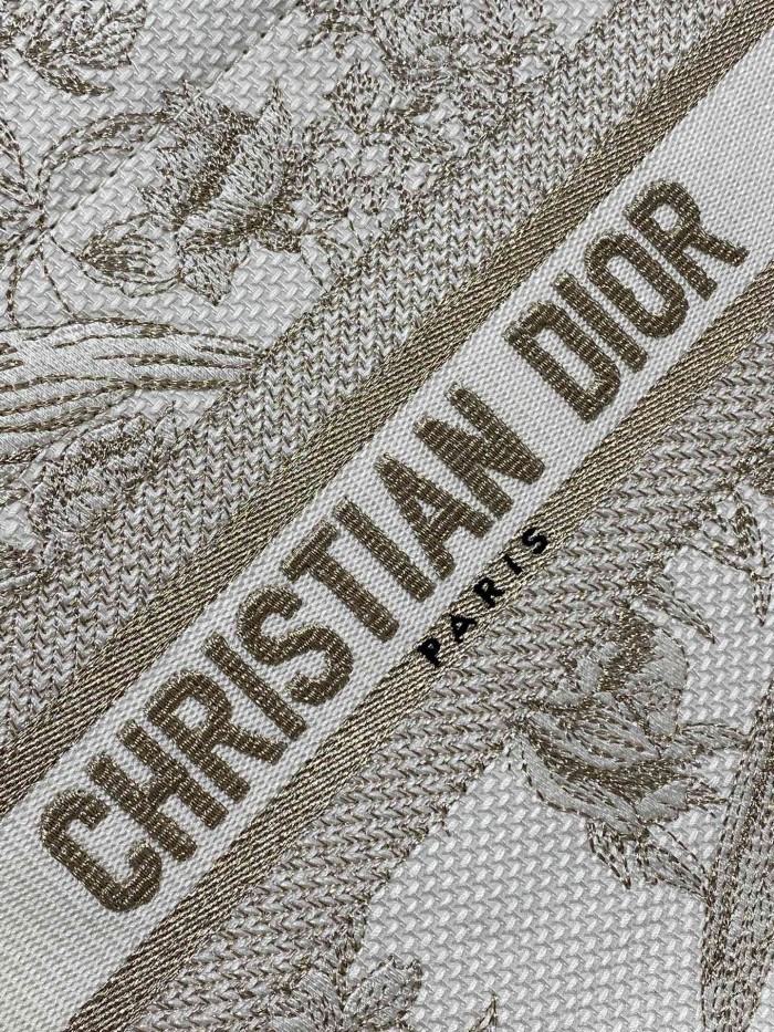  Handbag   Dior  size  26*8*22 cm