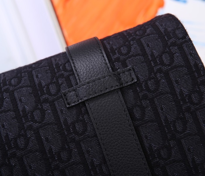  Handbag   Dior  93344  size  34*25*5.5  cm