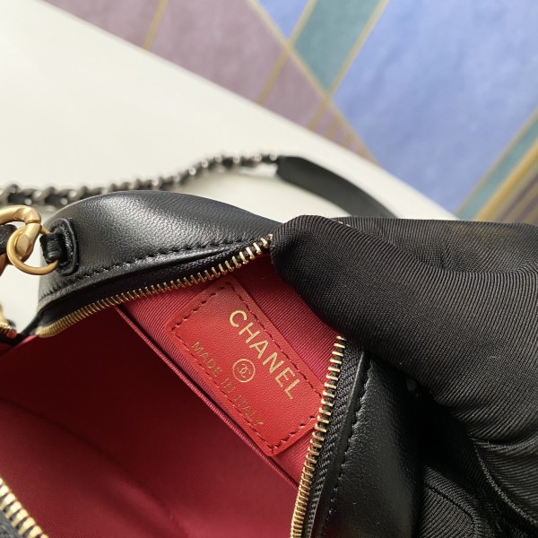 Handbag   Dior  0945  size  12 cm