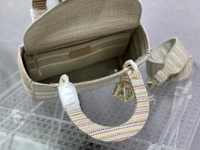 Handbag   Dior   size  24 cm