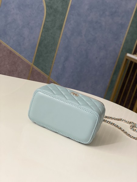 Handbag   Dior  81190 size 9.5 17 8 cm