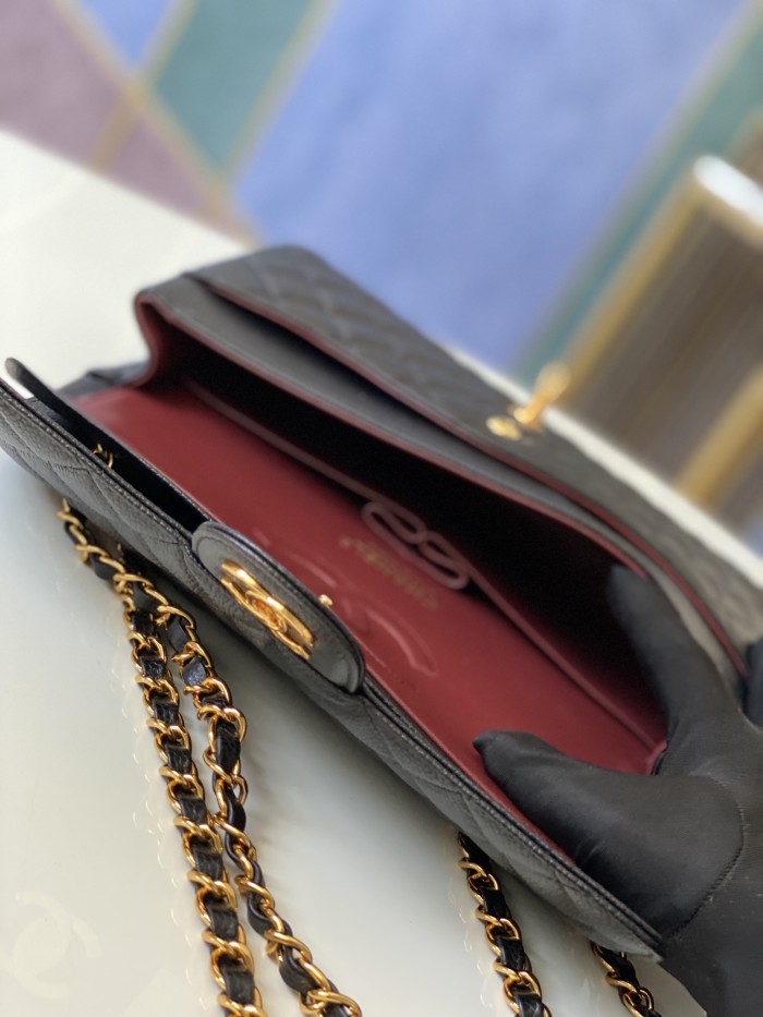 Handbag Chanel 112  size  26 cm