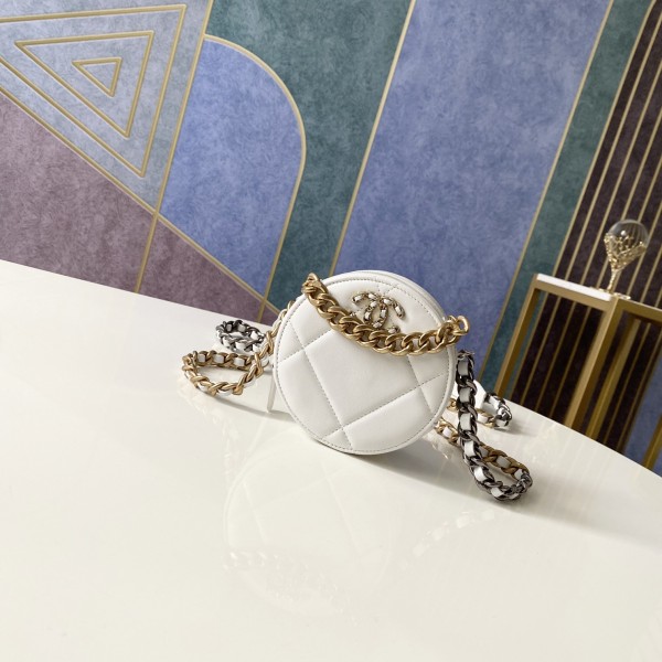 Handbag   Dior  0945   size  12 cm 