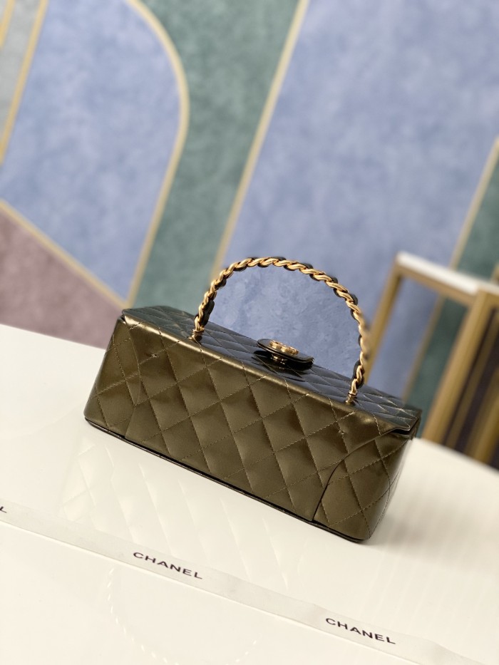 Handbag    Chanel  01919  size  22 10 8.5 cm