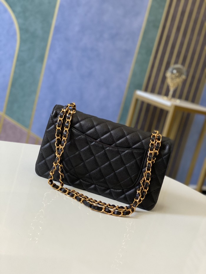Handbag Chanel 112  size  26 cm