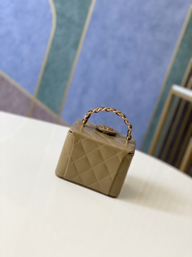 Handbag    Chanel 01918  size  11*9.5*8.5 cm