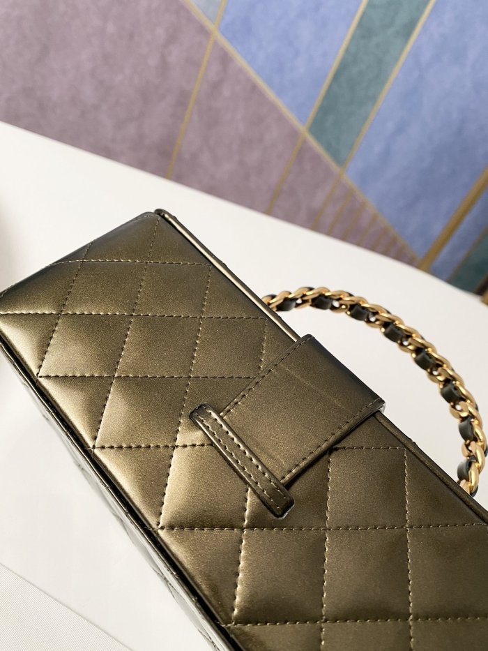 Handbag    Chanel  01919  size  22 10 8.5 cm