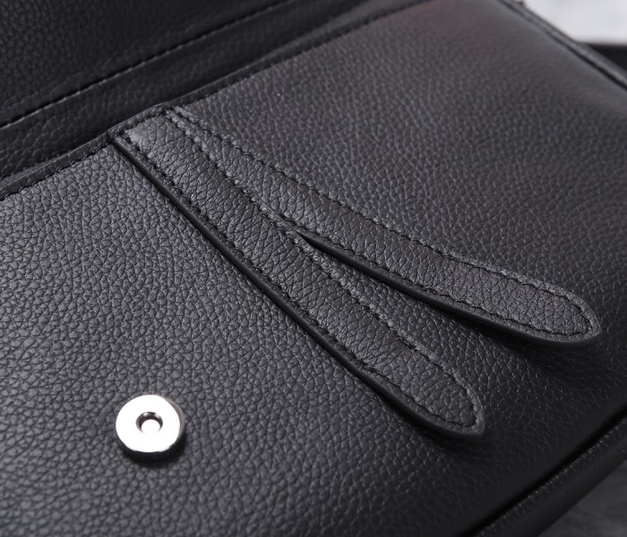  Handbag   Dior  CD93315  size  24*17*8  cm