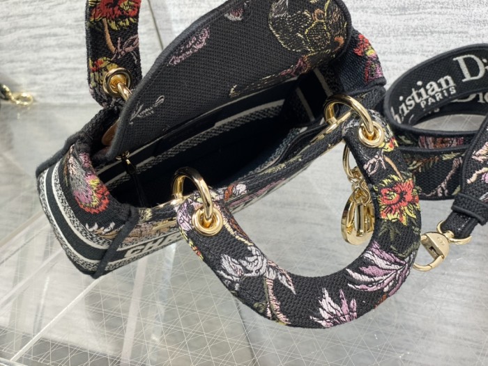   Handbag  Dior  size  17*7*15 cm  