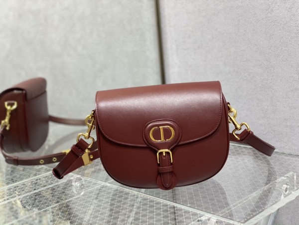 Handbag   Dior  size 22*17*6  cm