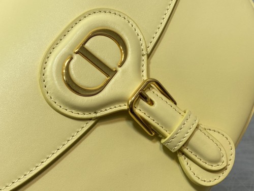 Handbag   Dior size  22*17*6 cm