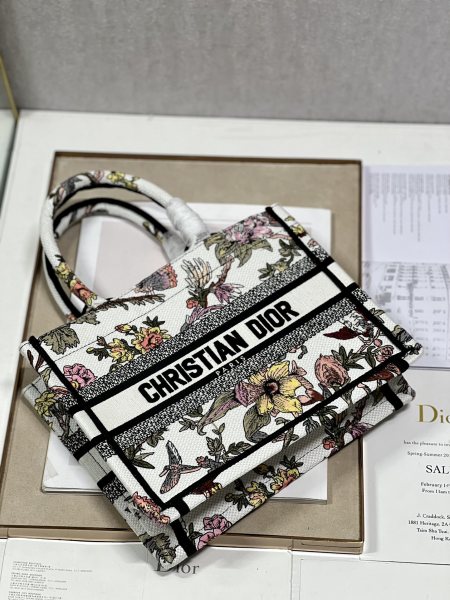 Handbag  Dior  1265  size  26.5×21×14 cm