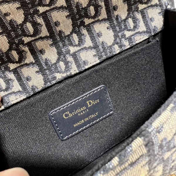 Handbag   Dior  9334  size  21.5×12×6 cm