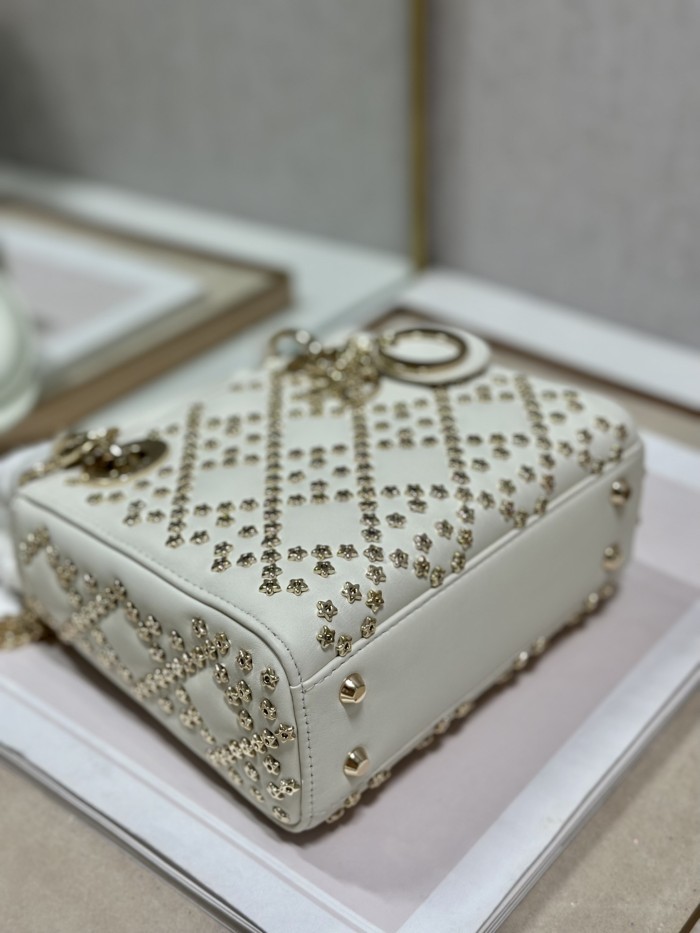 Handbag   Dior  0505  size  17×7.5×14 cm