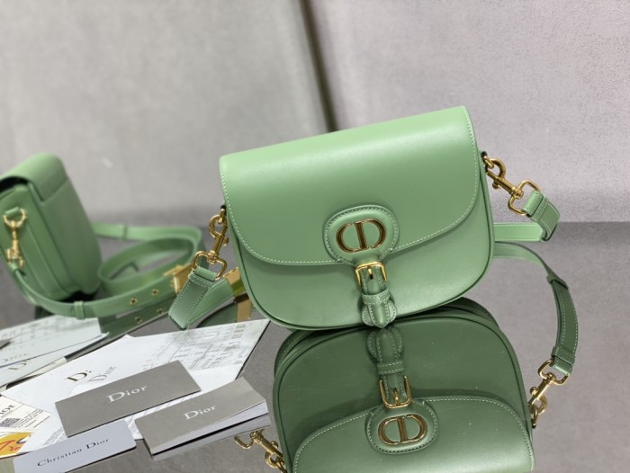 Handbag   Dior  size  22*17*6 cm