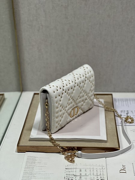  Handbag   Dior  5136  size  24×15×7 cm