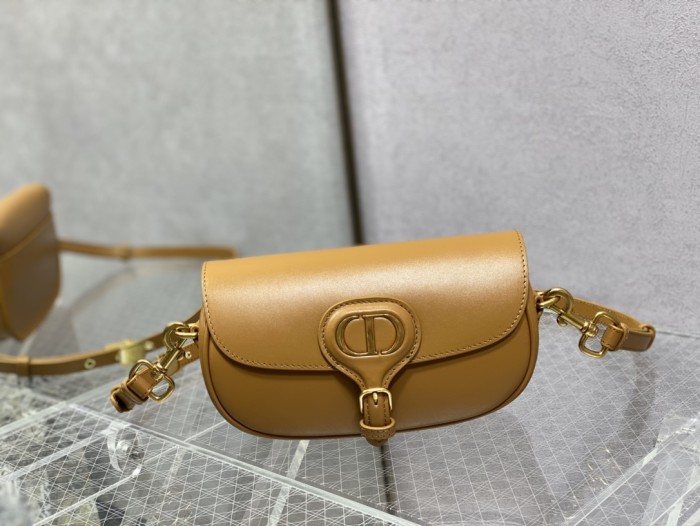 Handbag   Dior  size  21*5*12 cm
