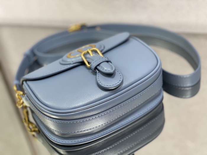 Handbag   Dior  size  18*14*5 cm