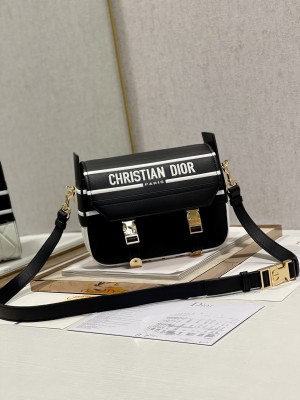 Handbag   Dior  6619  size  24×9.5×19 cm