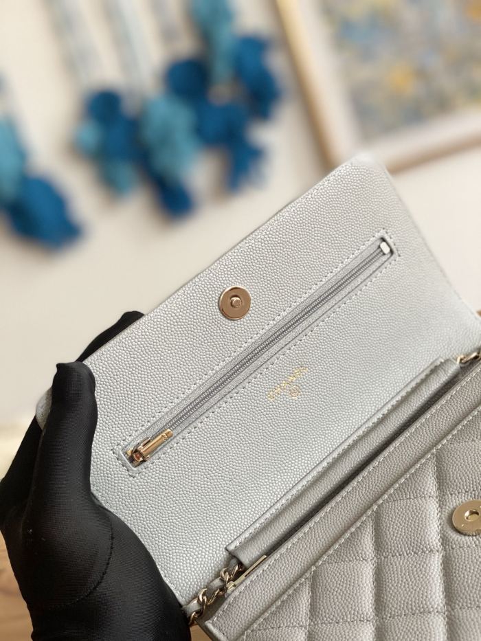 Handbag  Chanel 0250  size  19 cm