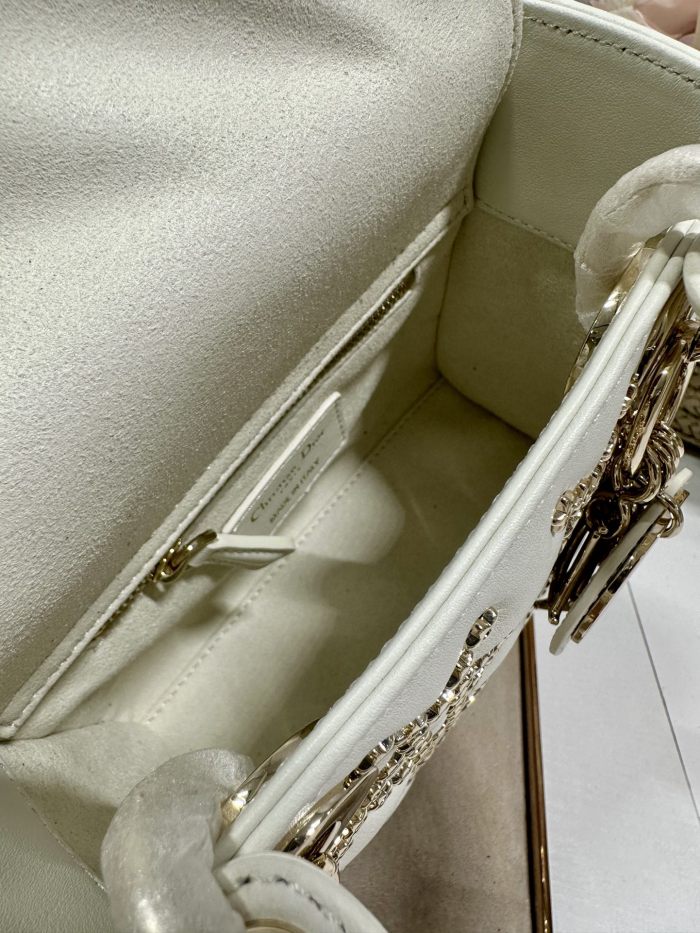 Handbag   Dior  0505  size  17×7.5×14 cm