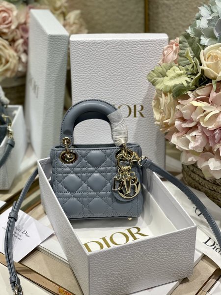 Handbag   Dior  0856  size  12*10*5 cm