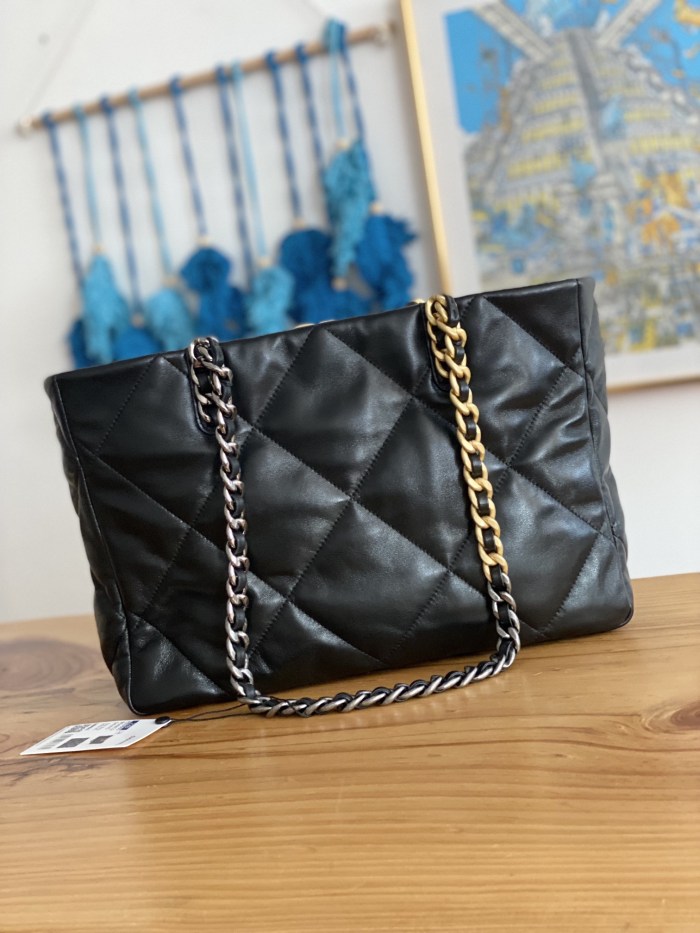 Handbag  Chanel  AS3660  size  24*41*10.5  cm