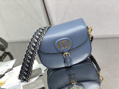 Handbag   Dior  size 27*18*19.5 cm