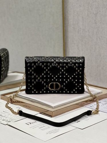  Handbag   Dior  5136  size  24×15×7 cm