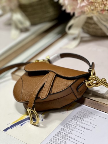 Handbag   Dior  3067  size  12 x 7.5 x 5  cm