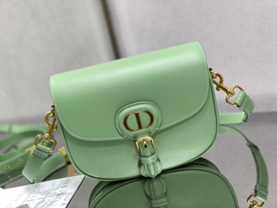 Handbag   Dior  size  22*17*6 cm